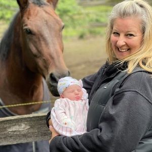 Meet your Posher, Angela